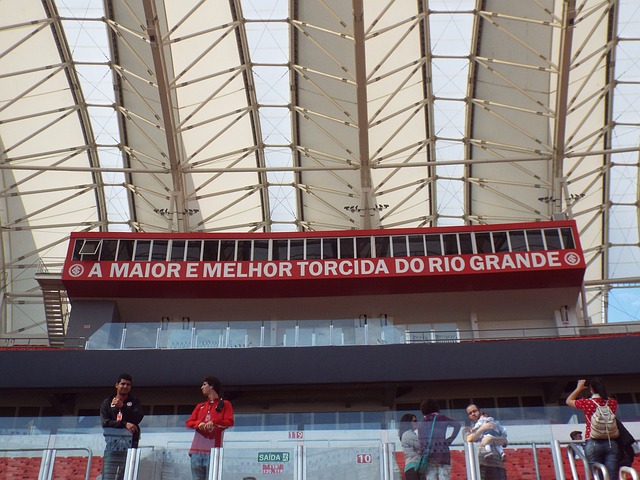 许多地区的 许多地区的